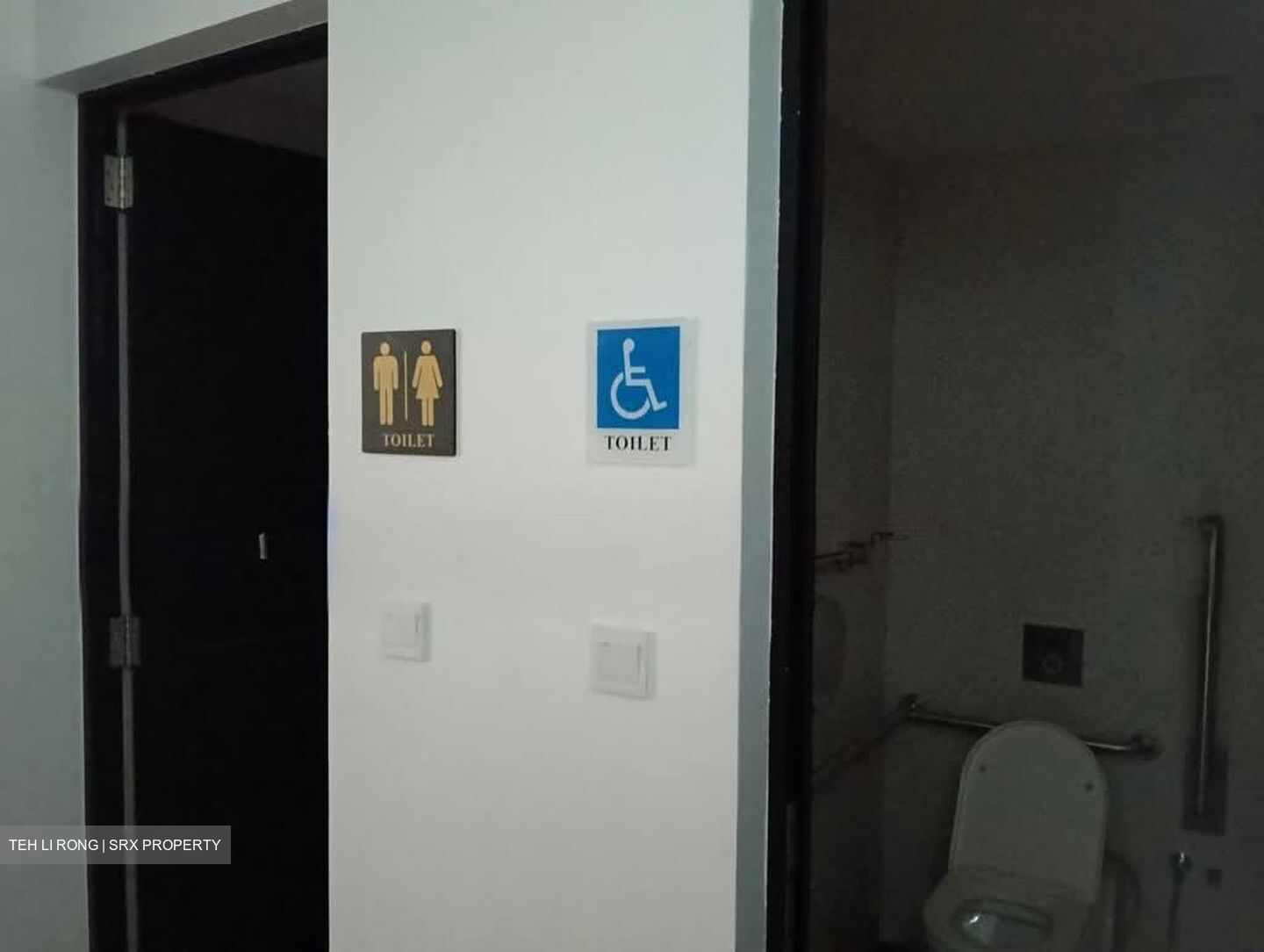Yio Chu Kang Road (D19), Retail #599576431